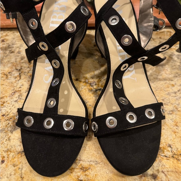 NWOB Sam & Libby block heels. Never been worn. Please see all pictures. - Picture 2 of 10